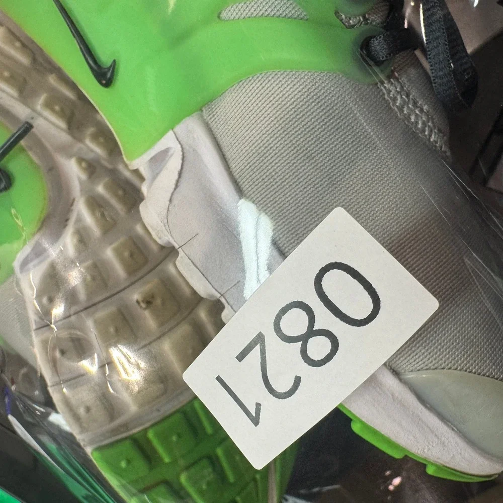 Nike Air Presto Boys  Grey Lime Green Low Top Athletic Sneakers Running Shoes 7Y - Picture 16 of 16